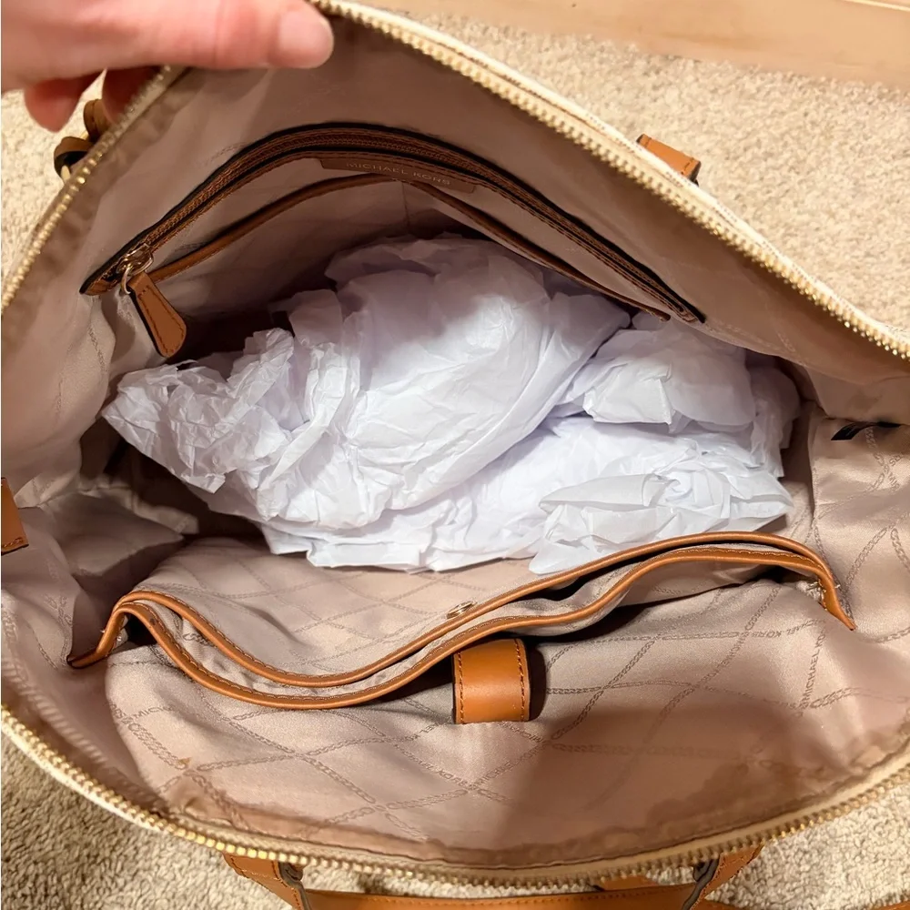 Michael Kors Cream and Tan Logo Tote - Picture 5 of 5